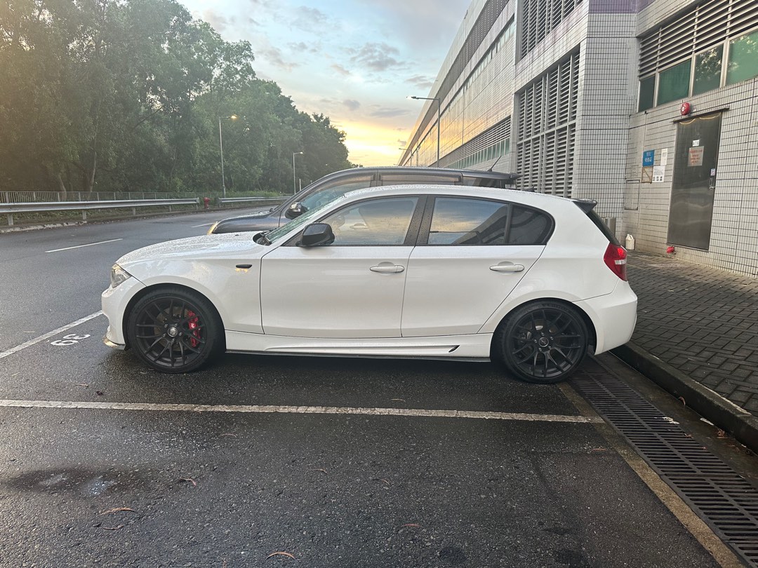 BMW 118i 5-Dr (A)62863175156739111