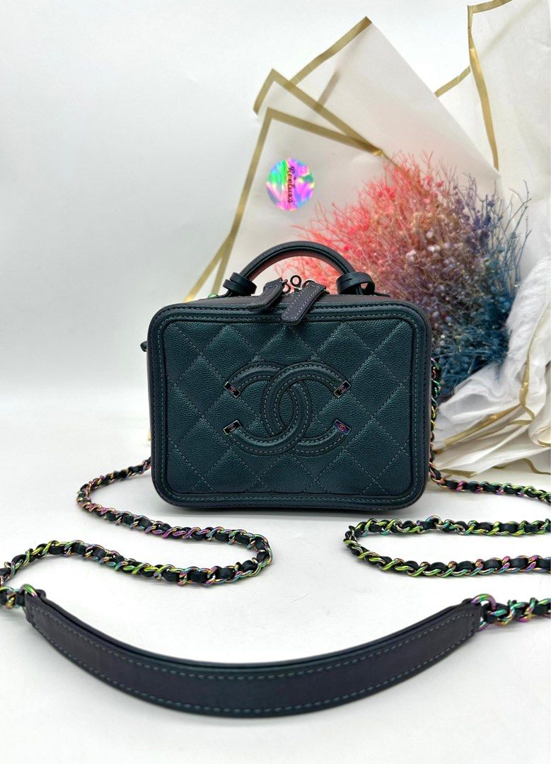 Chanel iridescent vanity case store