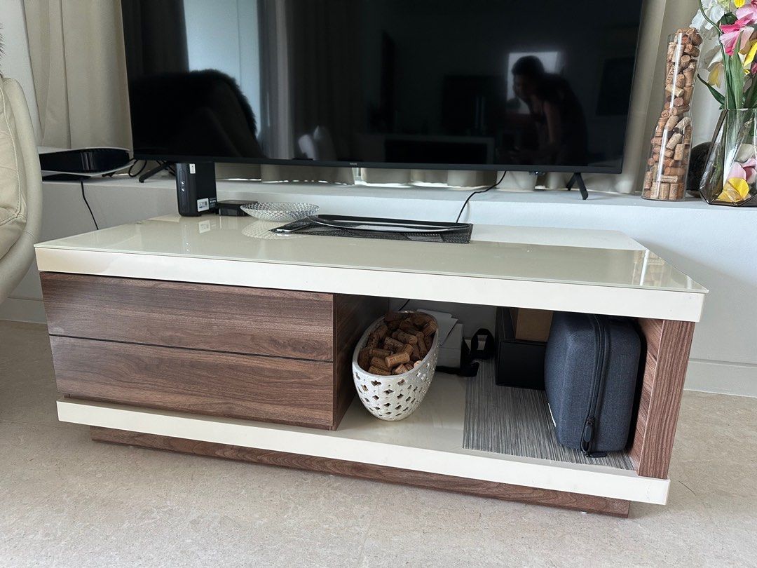 Coffee Table (Category: Tables & Sets) located in Singapore. Submitted by springathon (Listing ID 1319256969, Image 1). Description: It’s a beautiful piece, with decent storage 2 drawers and a space to add any decorative piece as well. Letting it go since it’s not going well with our new sofas. Purchased for 370.
