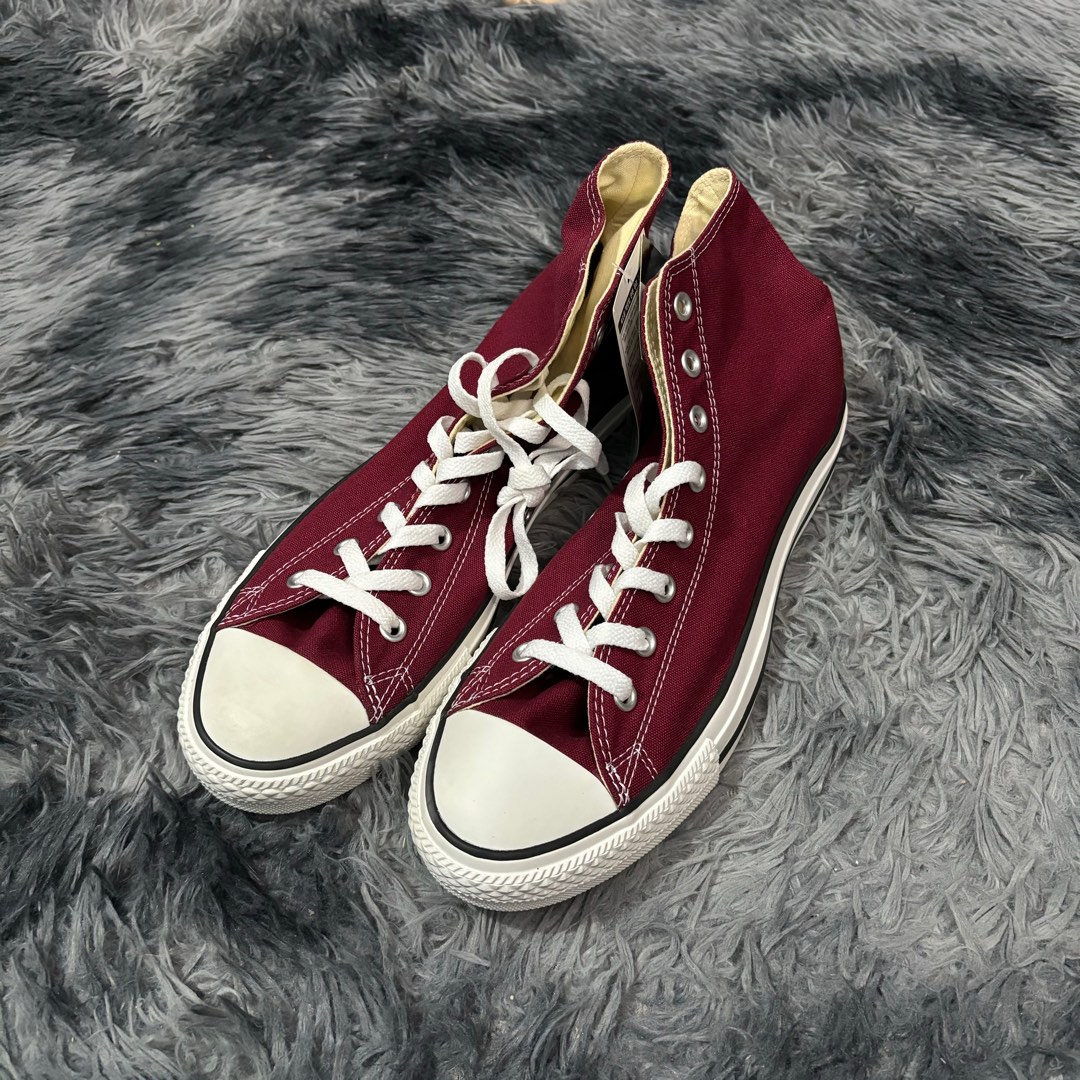 Converse Chuck Taylor US10.5 UK10.5 Men s Fashion Footwear Sneakers on Carousell