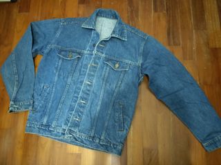 Levi's Custom Bleaced Denim Jacket, Men's Fashion, Bottoms, Jeans on ...