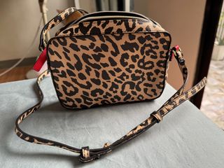 (Category: ) located in . Submitted by solelypreloved (Listing ID 1312232958, Image 1). Description: .