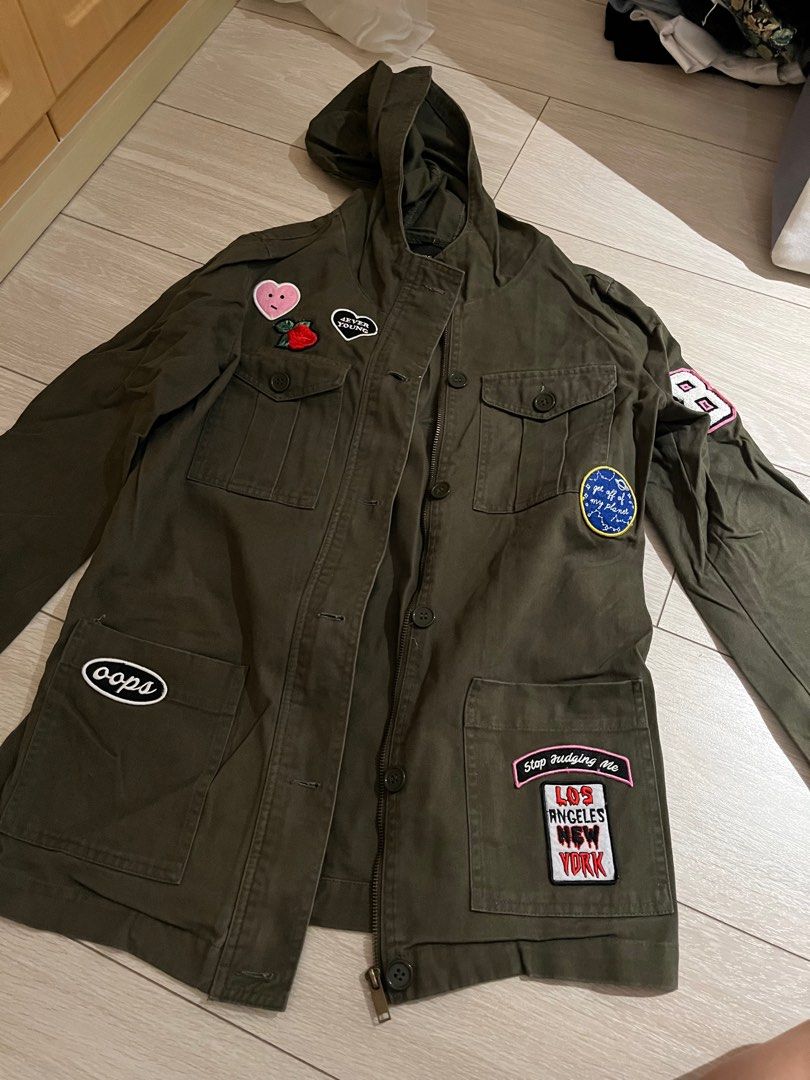 Forever 21 Jacket (Category: Coats, Jackets and Outerwear) located in Quezon City. Submitted by sofiaaltheasuarez (Listing ID 1319301065, Image 2). Description: .