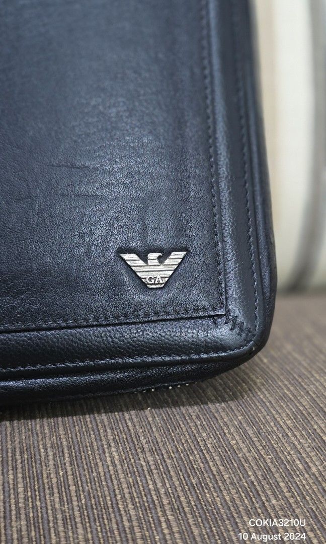 Giorgio Armani Clutch LE Collection Men s Fashion Bags Belt bags Clutches and Pouches on Carousell