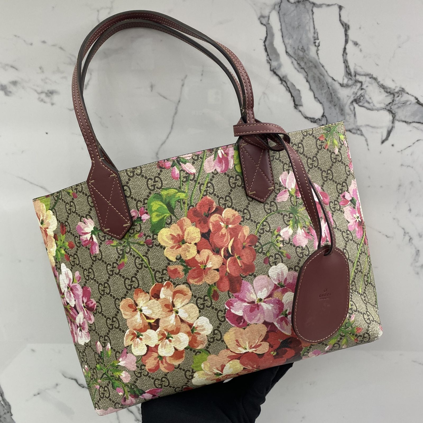 Gucci 372613 shop