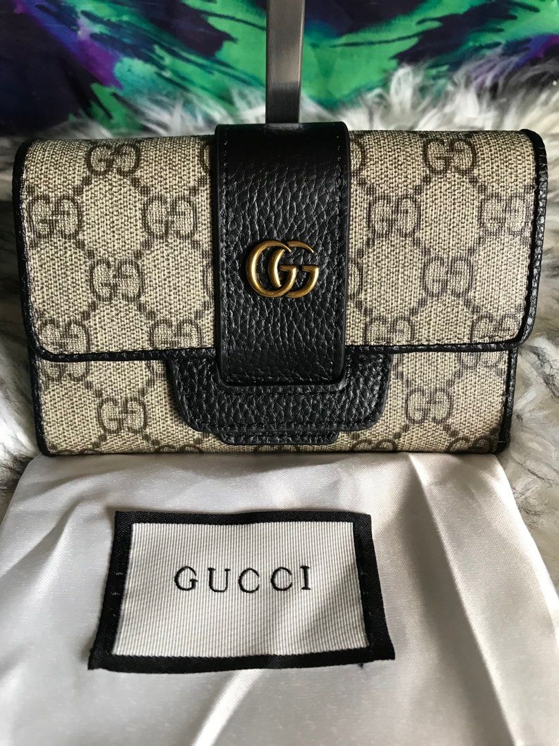 Gucci medium hotsell