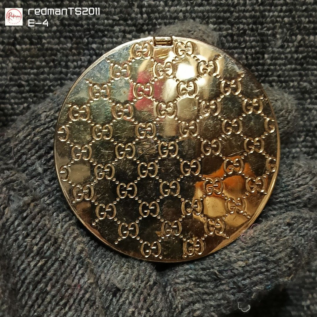 Gucci Pocket Mirror (Category: Face Care) located in Meycauayan. Submitted by redmants2011 (Listing ID 1319159409, Image 3). Description: Authentic. Payment - Gcash / Bank Transfer Shipping - Gogo Xpress / Flash Express.