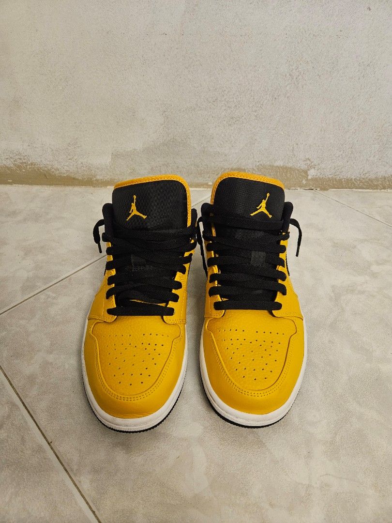 University Gold Bumblebee Air Jordan Jordan Low University Gold