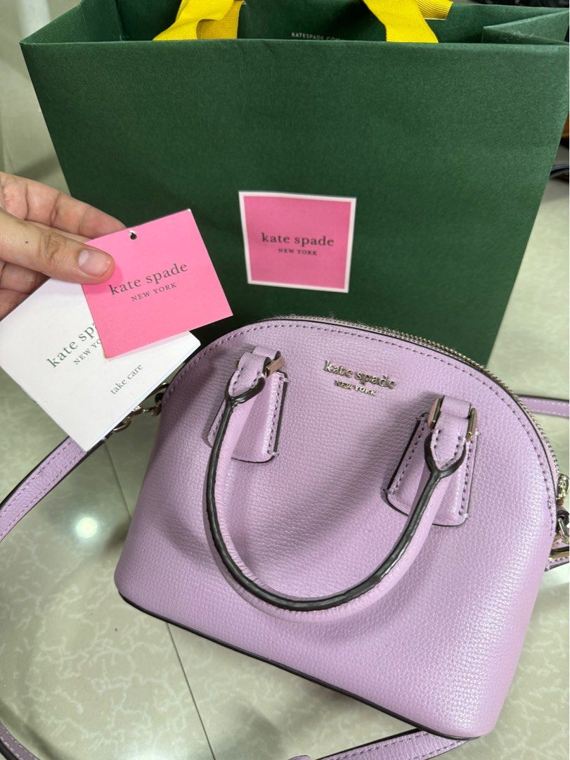 Kate Spade micro bag (Category: Luxury Bags & Wallets) located in Manila. Submitted by southbabe (Listing ID 1319203767, Image 2). Description: Decluttering! Very cute. Maganda may tag pa included. With paperbag Decluttering. Price posted is firm. Low ballers will not be entertained. Thanks. ✨Photos uploaded are actual photos. ✨All sales are final. no return, no exchange. No refunds. ✨shipping fee c/o buyer.