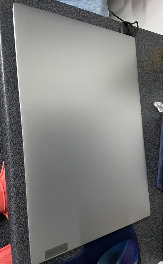 Lenovo Idealpad Slim 3 Core i3 (Category: Laptops & Notebooks) located in Quezon City. Submitted by murpeno (Listing ID 1319260091, Image 3). Description: 15.6 inches display Has signs of use. No operating issues. RFS: Upgrade.