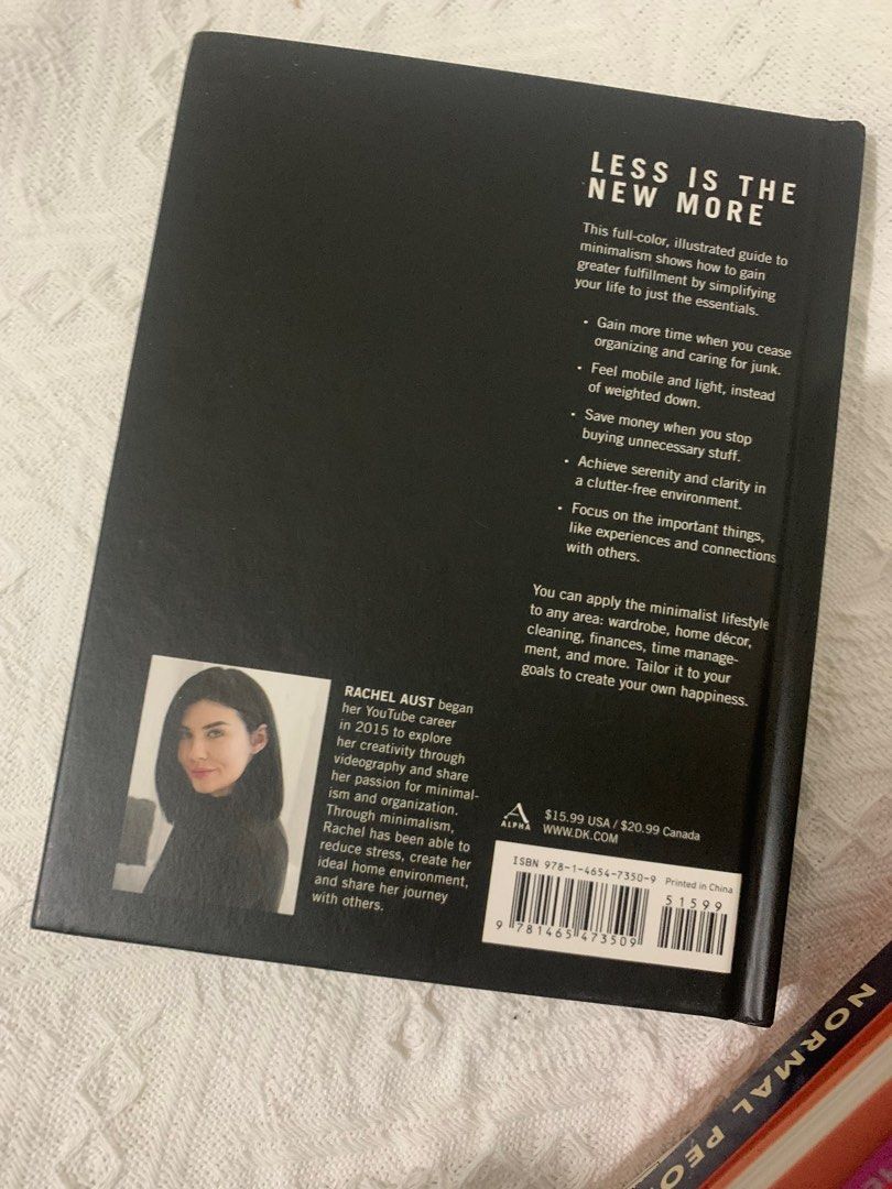 Less Visual Less - a visual guide to minimalism, Buku & Alat Tulis, Buku di Carousell