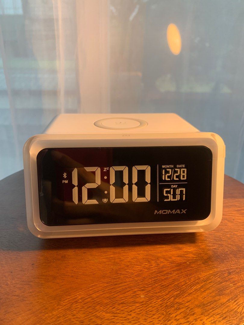 Momax q.clock 2 Wireless Charging Bluetooth Speaker (Category: Soundbars, Speakers & Amplifiers) located in Bacoor. Submitted by mydeclutt (Listing ID 1319224961, Image 2). Description: Originally bought in store for 3.9k Used only once for testing Box and cord included From the website: DIGITAL ALARM CLOCK LCD clock with Snooze FAST WIRELESS CHARGER Simply place your Qi compatible device such as Airpods Pro or Smartphone on Q.Clock 2 to recharge
