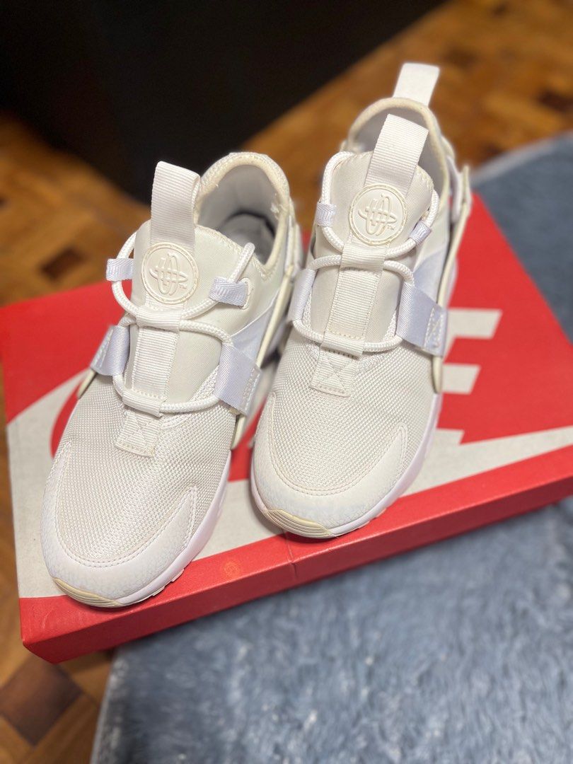 Nike City Air Huarache City Low US 5 Womens