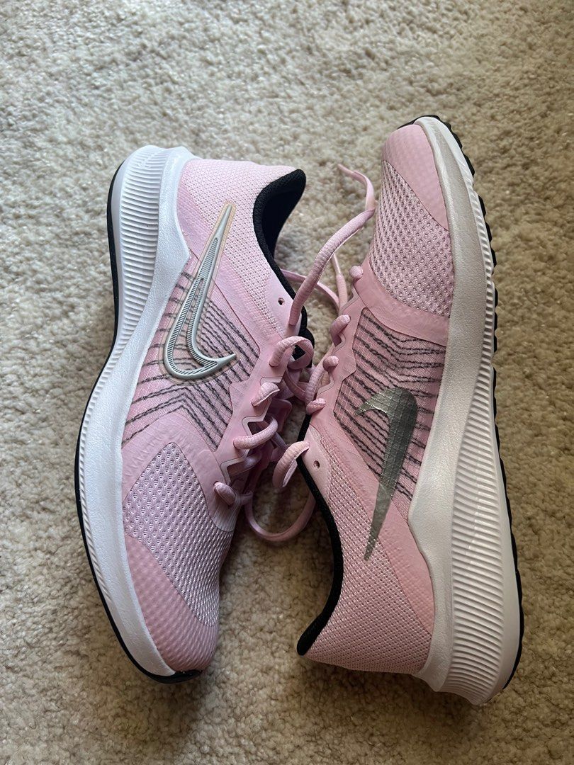 4.5 y to womens nike