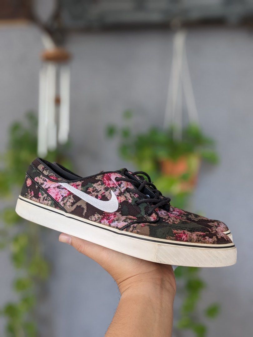 Nike Stefan Janoski Digital Floral 2013 Men s Fashion Footwear Sneakers on Carousell