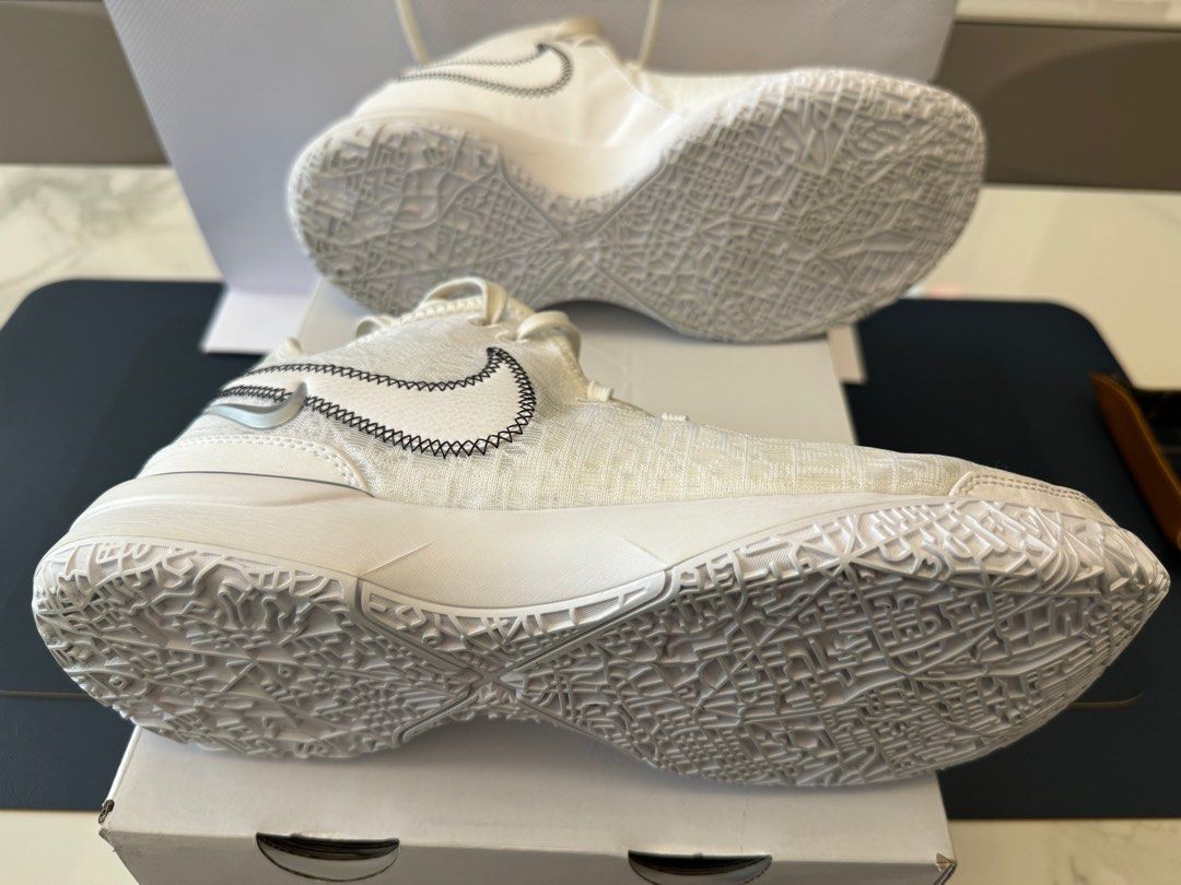 Nike Zoom Lebron Nxxt Gen Ep (Category: Sneakers) located in San Juan City. Submitted by prelbysm (Listing ID 1319281541, Image 2). Description: Size: US 10 Negotiable Slightly used, in very good condition. Only used a few times.