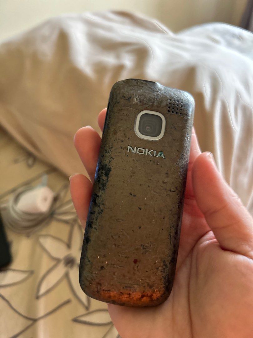 Nokia (Category: Android Others) located in Taguig. Submitted by uniquefindsmnl (Listing ID 1319182061, Image 3). Description: .