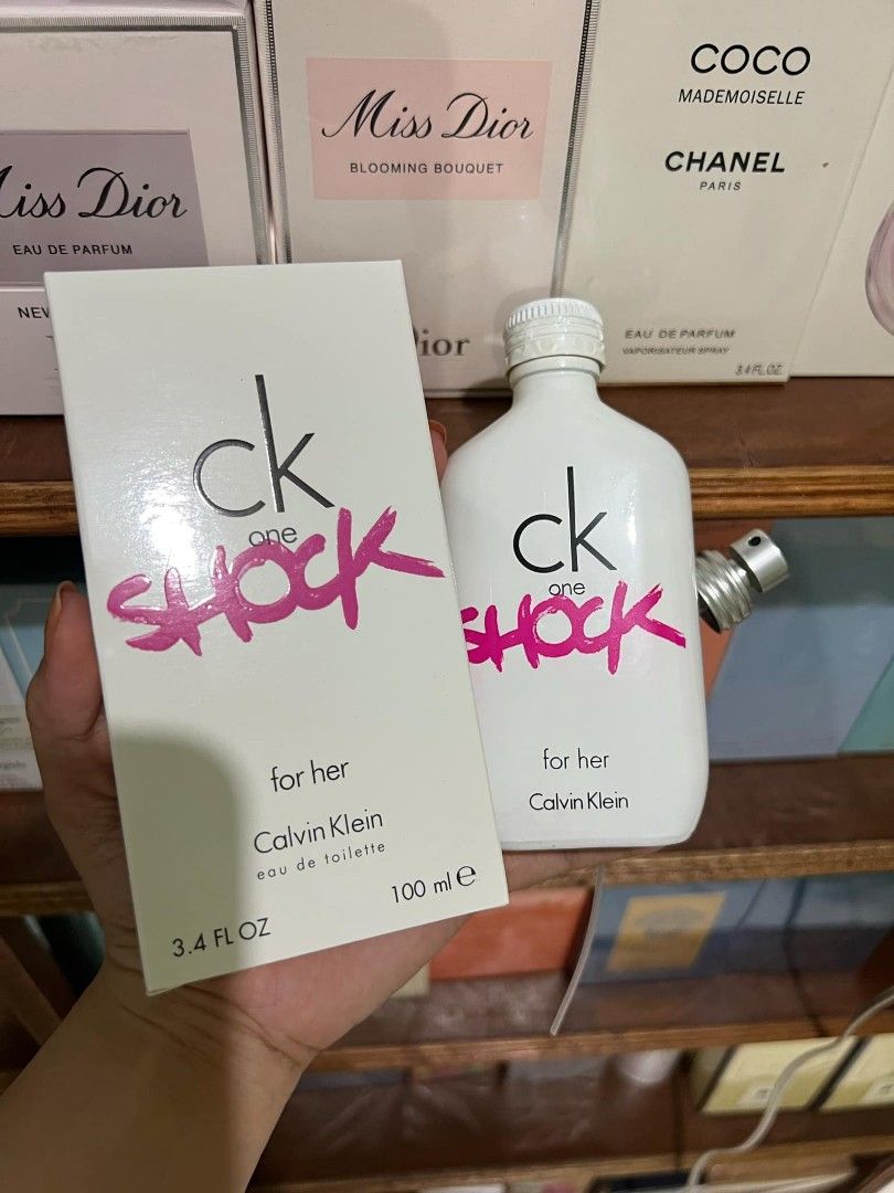 Ck one female outlet
