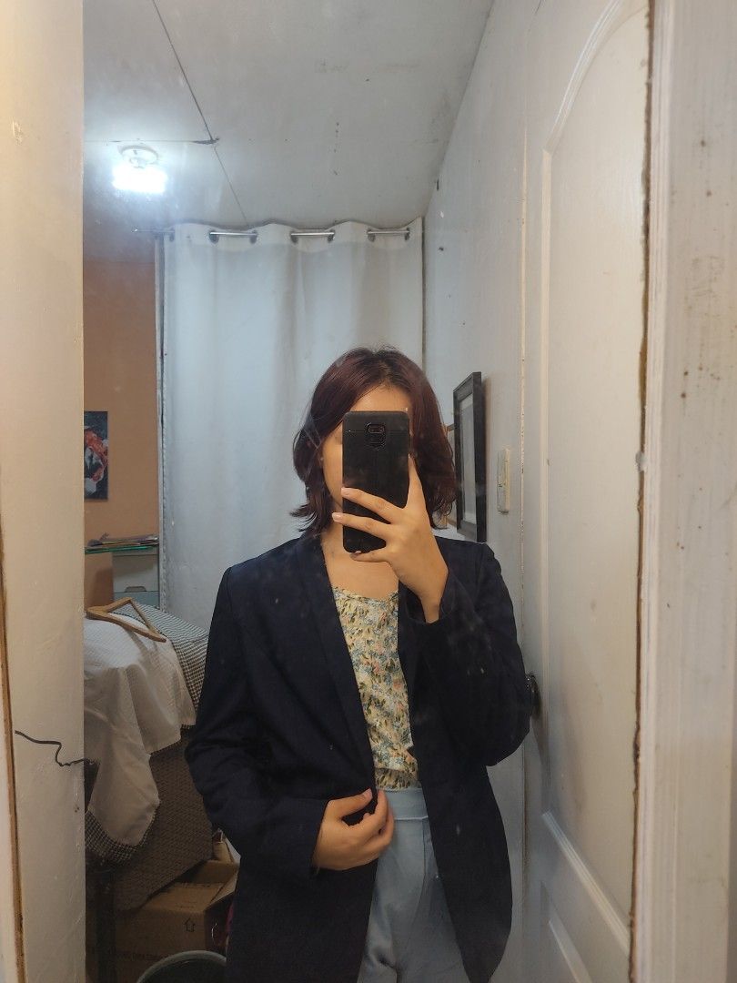 QUALITY COATS FOR OFFICE WEAR (Category: Coats, Jackets and Outerwear) located in Bacoor. Submitted by MAB_Store (Listing ID 1319305059, Image 1). Description: 350 EACH, NEGOTIABLE IF TAKE ALL BLACK AND NAVY BLUE SOLD.