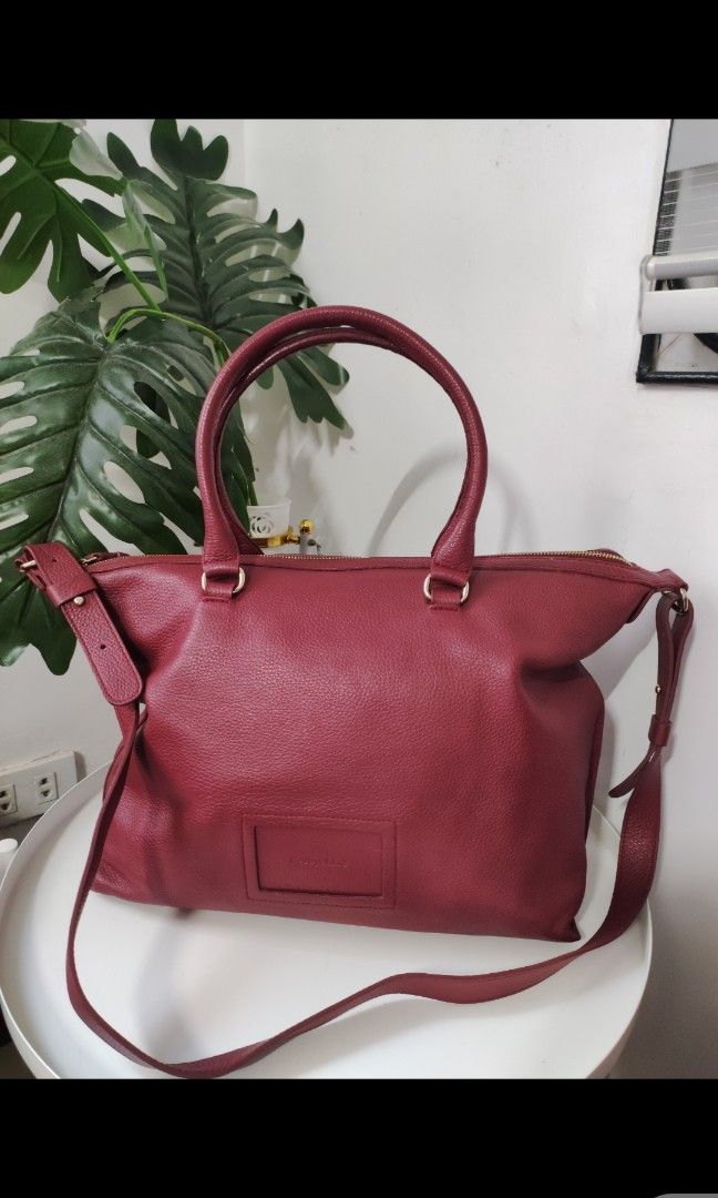 See by Chloe Crossbody Bag (Category: Luxury Bags & Wallets) located in Santa Rosa. Submitted by sassycollection. (Listing ID 1319281772, Image 1). Description: No issues Good condition.