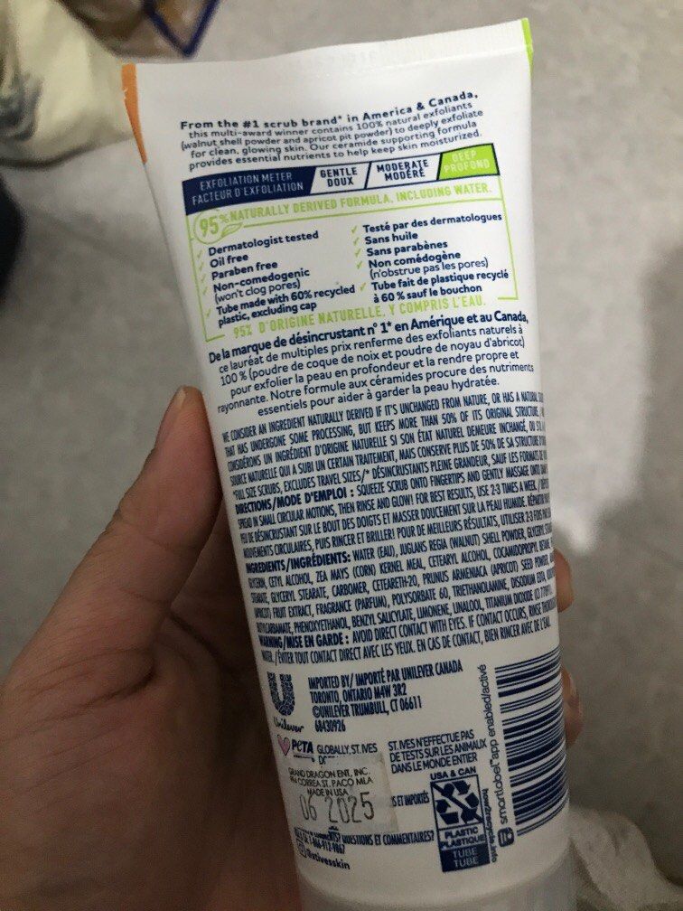 St ives Face wash (Category: Face Care) located in Apalit. Submitted by cibiji (Listing ID 1319252442, Image 2). Description: Stock lang, buy nyo na^^.