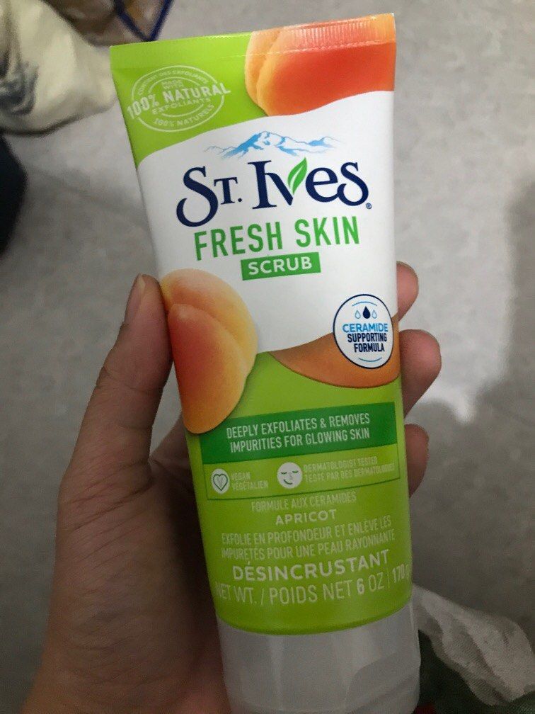 St ives Face wash (Category: Face Care) located in Apalit. Submitted by cibiji (Listing ID 1319252442, Image 1). Description: Stock lang, buy nyo na^^.