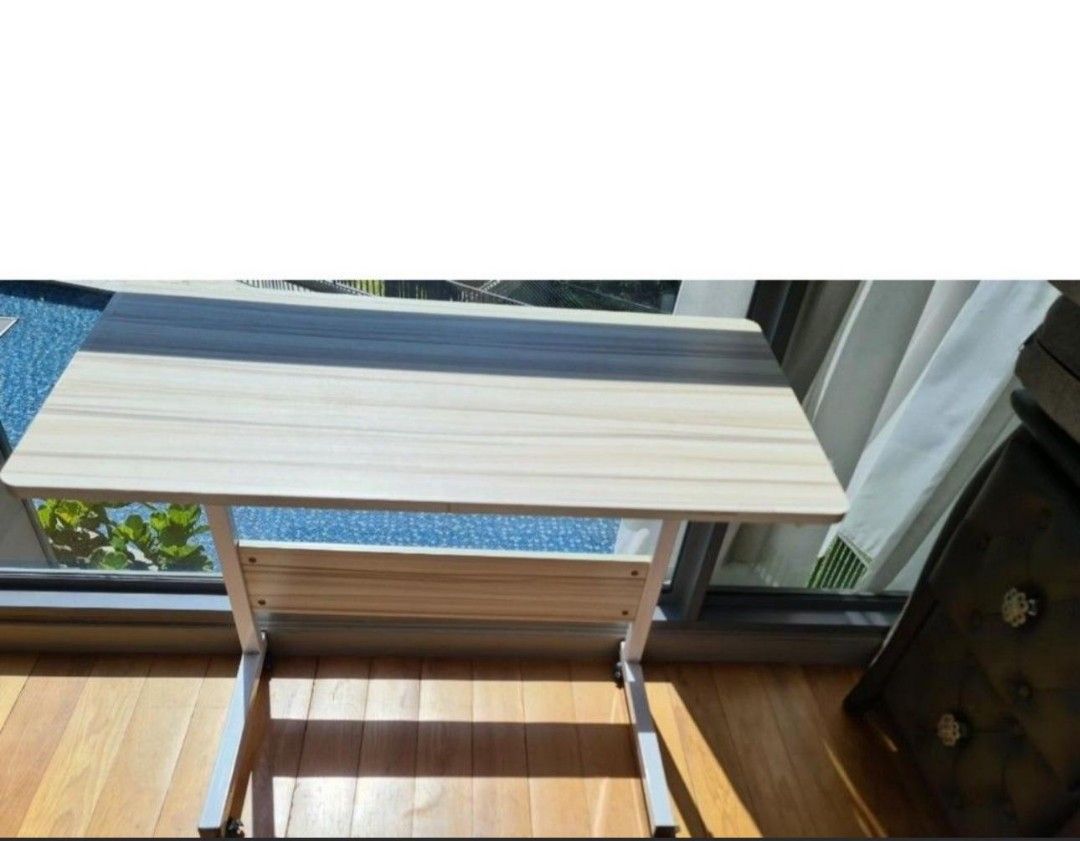 Study Table (Category: Tables & Sets) located in Singapore. Submitted by ugeek12 (Listing ID 1319207697, Image 1). Description: please check 2nd photo.