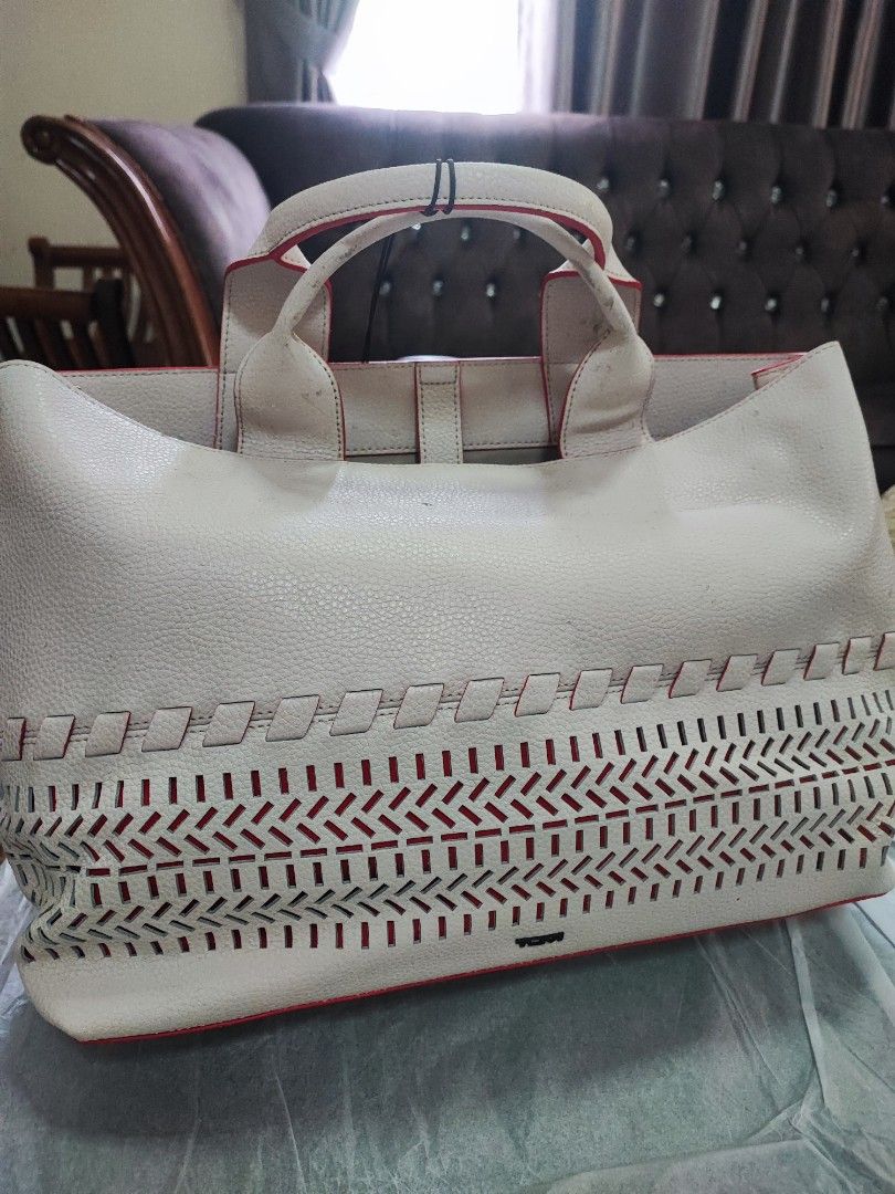 TUMI SATYA SATCHEL
