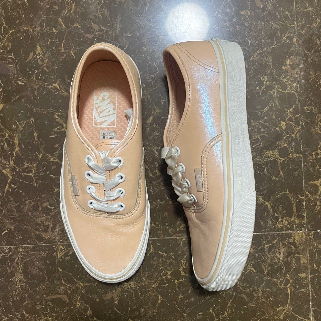Pearl suede vans shop
