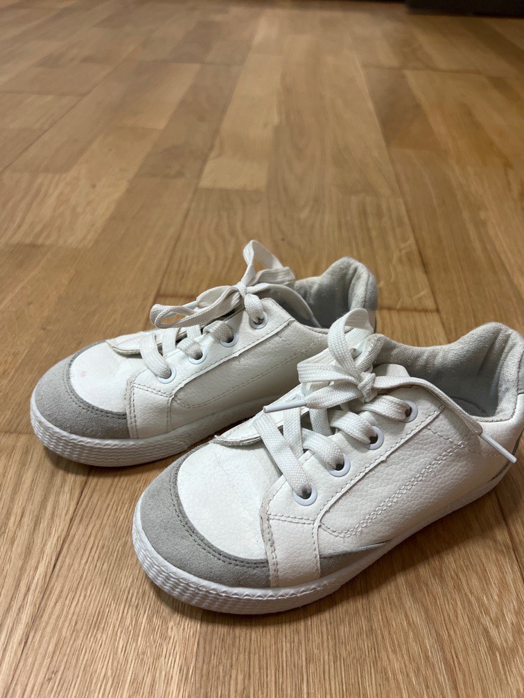 Cotton on white shoes 2025