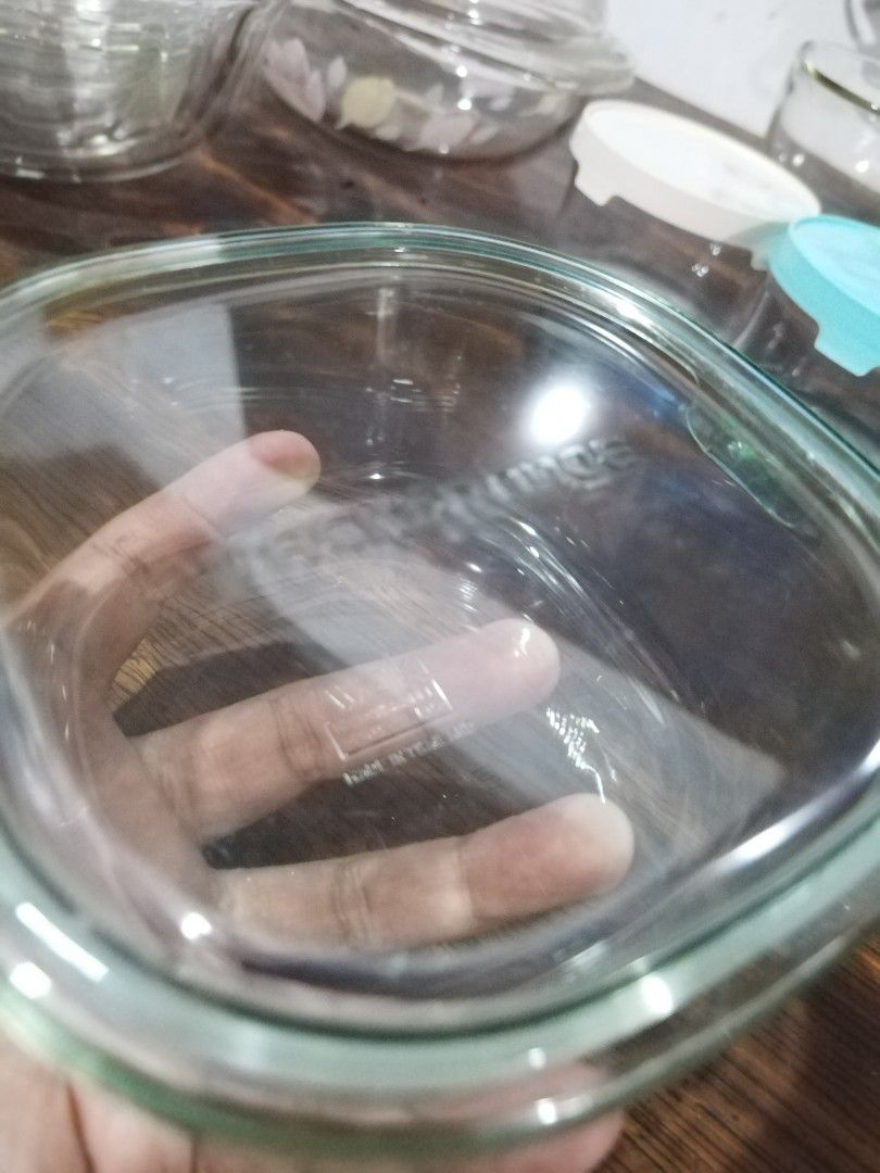 2 pcs Pyrex Iwaki food container (Category: Coffee & Tea Tableware) located in Daet. Submitted by fryzoneshop (Listing ID 1319405129, Image 3). Description: 2pcs Pyrex Iwaki glass Food Container MOD FLASH LBC J&T MOP GCASH BDO BPI MAYA.