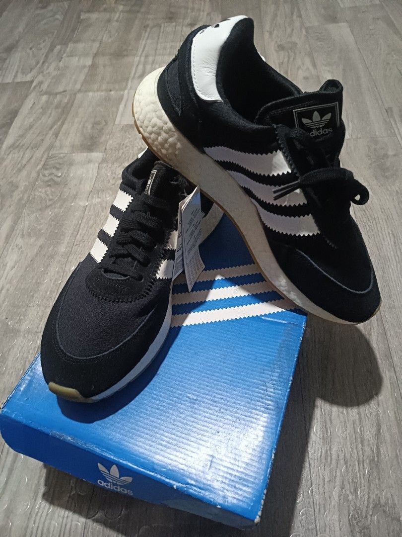 ADIDAS 15923 Men s Fashion Footwear Sneakers on Carousell