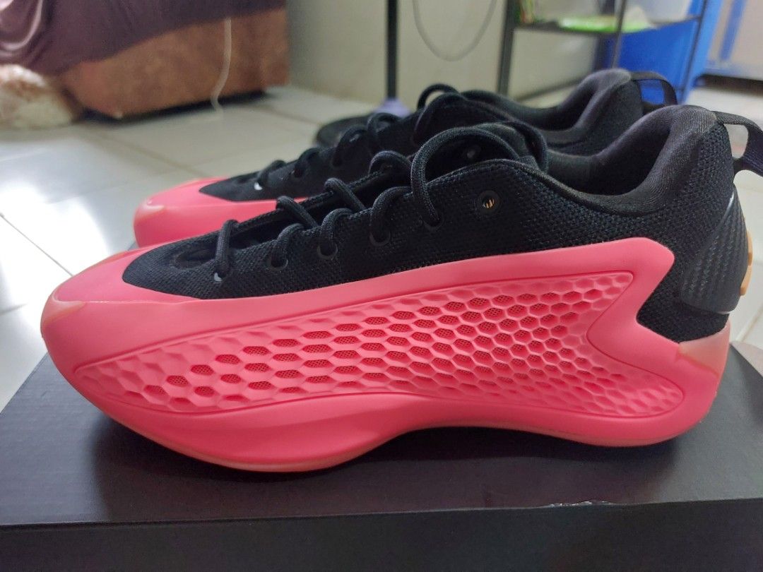 AE 1 Low (Category: Sneakers) located in Mariveles. Submitted by mcvon (Listing ID 1319463352, Image 2). Description: For Sale!!! AE 1 Low "Mural" Sz.9US fits on Sz.9.5.
