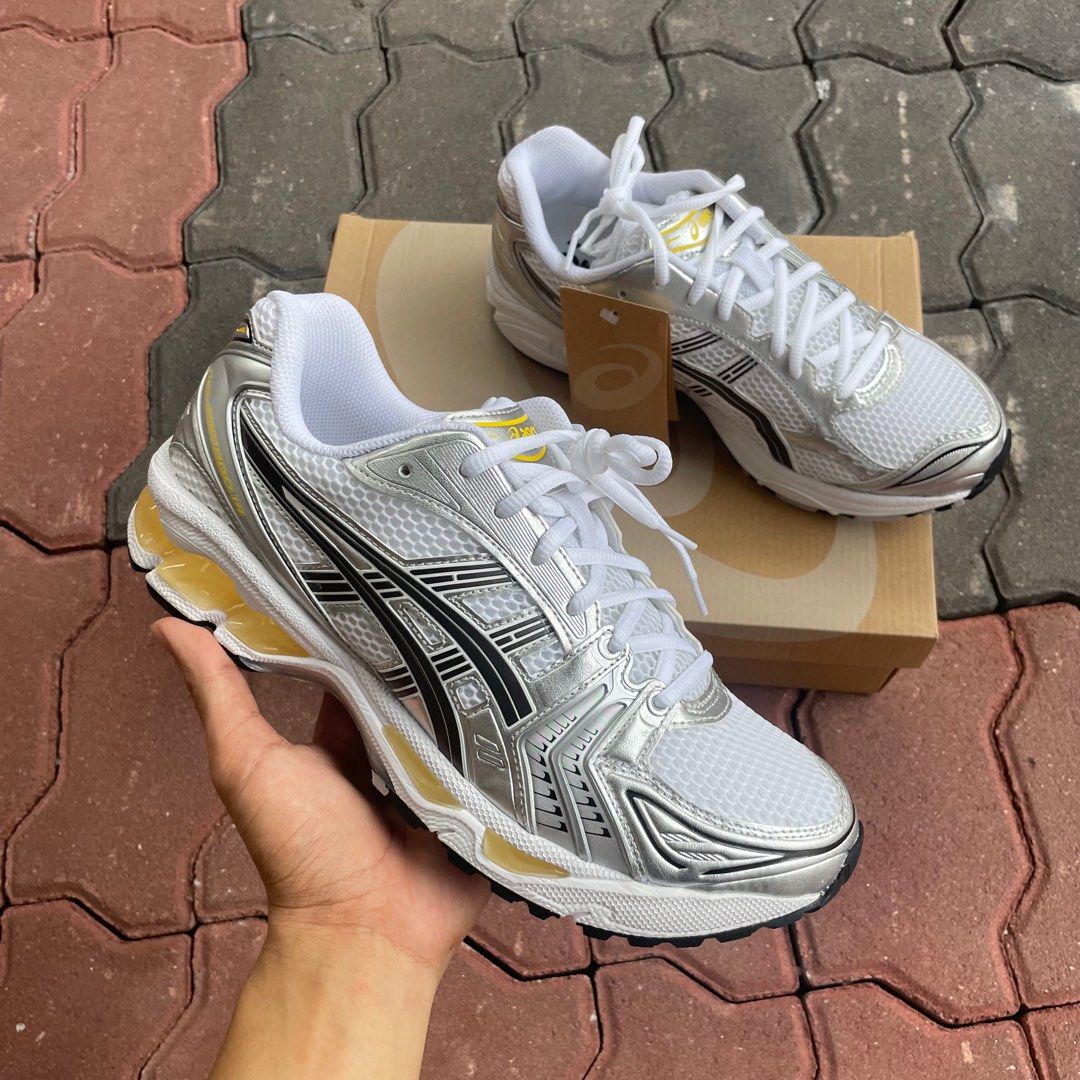 Asics tai chi yellow on sale
