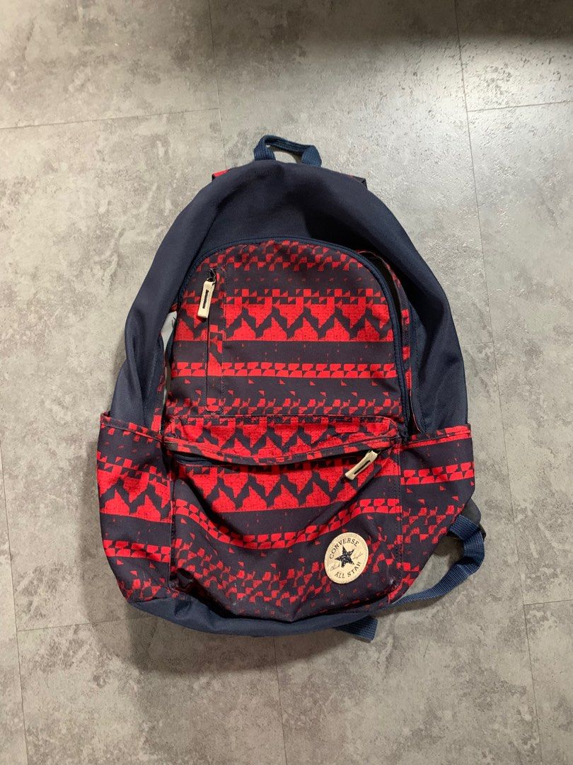 Authentic Converse Backpack (Category: Backpacks) located in Singapore. Submitted by ddrdrrd (Listing ID 1319345220, Image 1). Description: Used during sec school but i don't use it anymore and has been sitting in storage since Bag is still in really good condition with no signs of tearing .