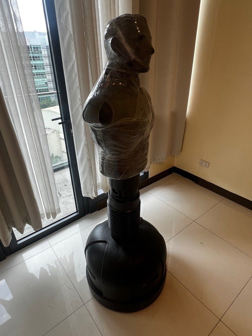 Boxing Manequin for Sale (Category: Other Sports Equipment and Supplies) located in Mandaluyong City. Submitted by jezztrillo69 (Listing ID 1319349907, Image 1). Description: For Sale Boxing Manequin for Personal and Gym Equipment almost new in good condition Delivery c/o buyer Reason for selling: Decluttering P M me if interested.