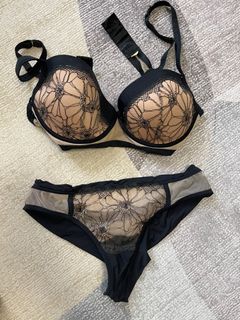 （分類：）位於 。 由 theuloveee 提交（商品編號 1319417251，圖片 1）。簡介： 。
