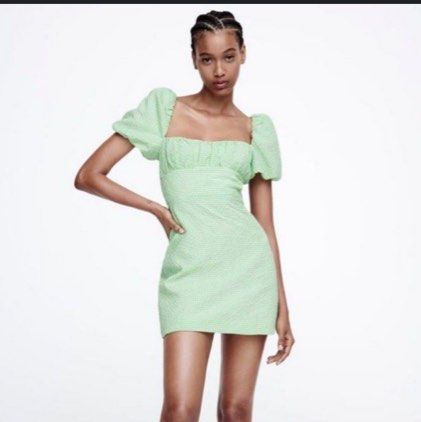 Brand New ZARA Green Gingham Backless Puff Dress, Women's Fashion, Dresses & Sets, Dresses on Carousell Brand New ZARA Green Gingham Backless Puff Dress, Women's Fashion, Dresses & Sets, Dresses on Carousell