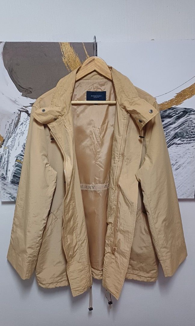 BURBERRY WIND BREAKER JACKET ACTUAL SIZE USING INCHES WIDHT 26 LENGHT 32 ASIAN FIT XL LIKE NEW CONDITION NO ISSUE Luxury Apparel on Carousell