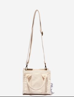 (Category: ) located in . Submitted by shoppoppy (Listing ID 1319458395, Image 1). Description: .