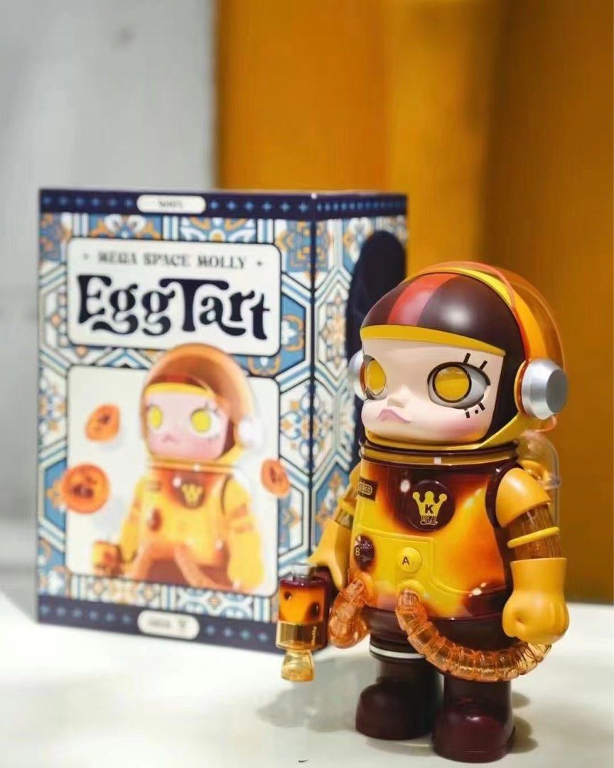 Egg Tart Space Molly 400% - Macau Exclusive, Hobbies & Toys