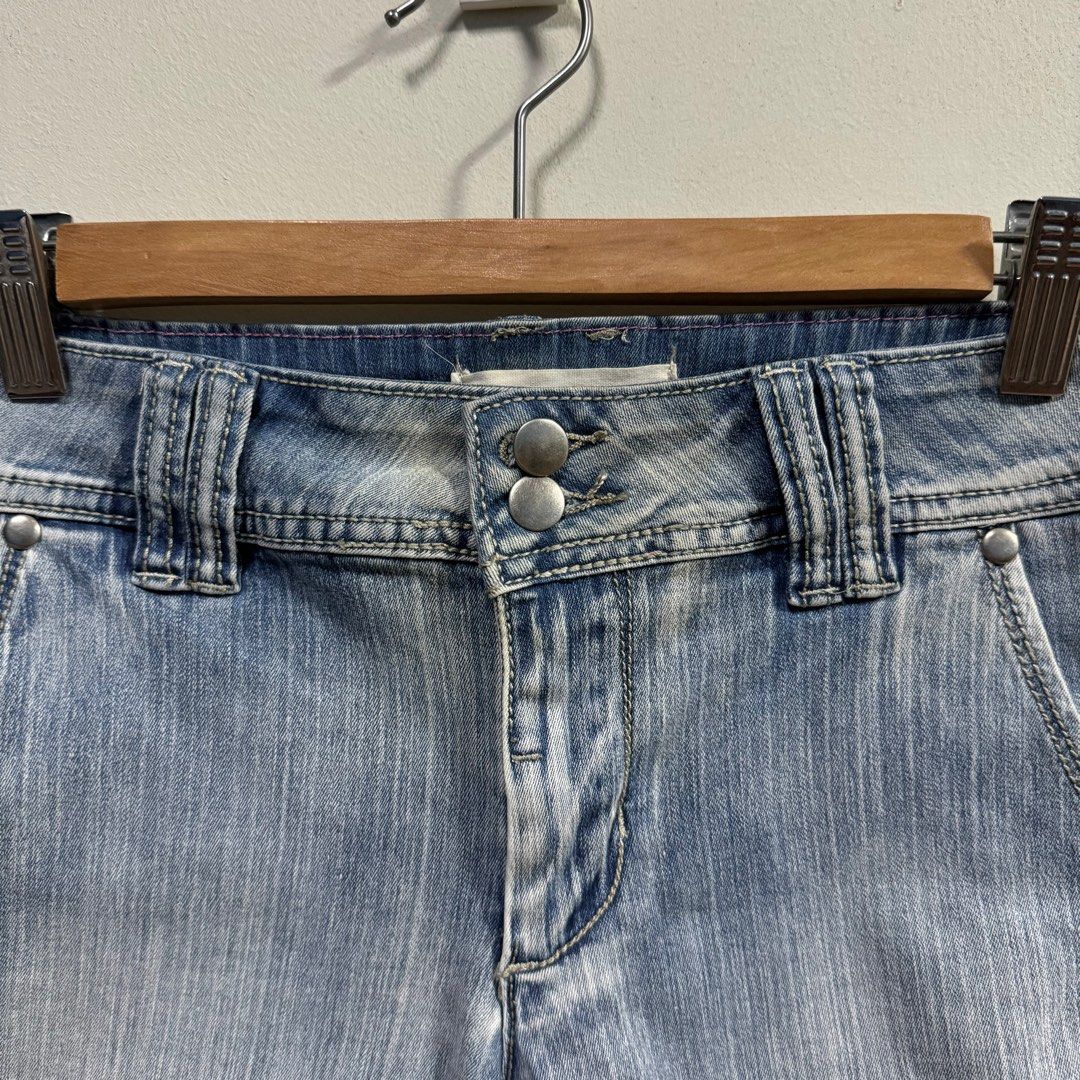 Forever 21 Cuffed Denim Shorts Women s Fashion Bottoms Shorts on Carousell