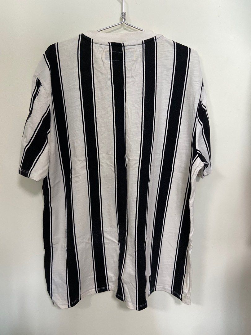 Guess Originals T Shirt Men s Fashion Tops Sets Tshirts Polo Shirts on Carousell
