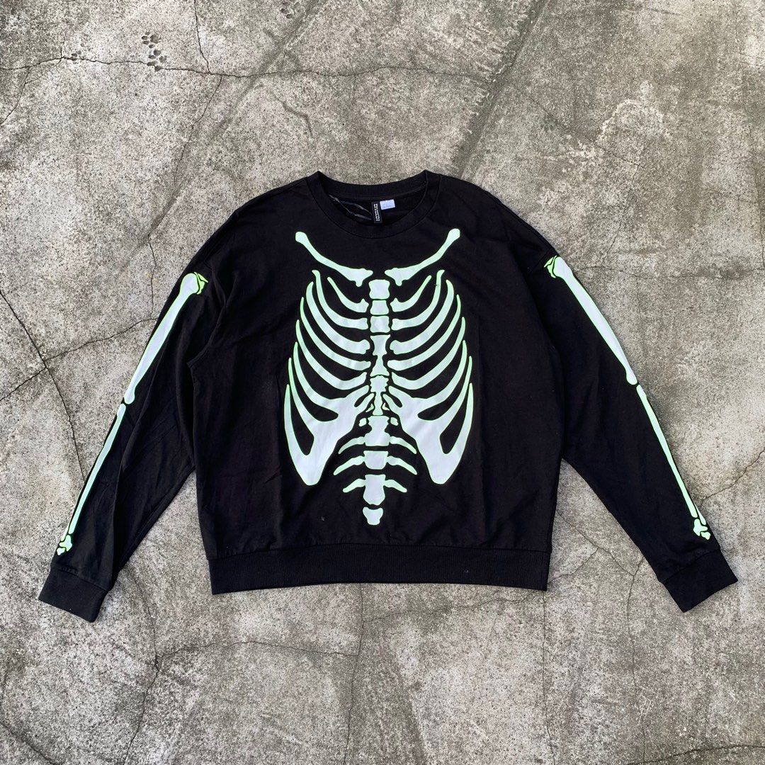 H&m skeleton sweatshirt hot sale