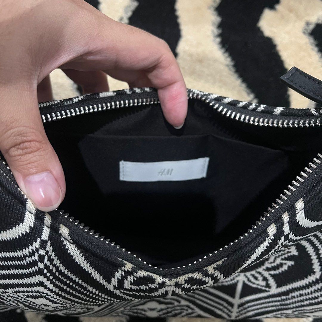 H M baguette bag