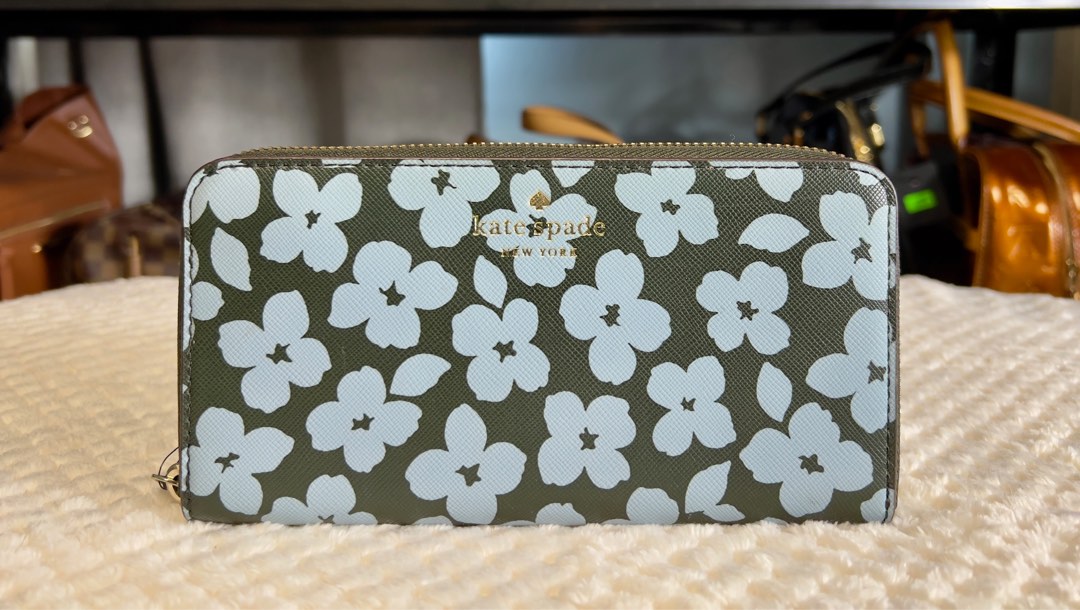 KATE SPADE Accordion Floral Long Wallet 100 ORIGINAL Women s Fashion Bags Wallets Wallets Card holders on Carousell