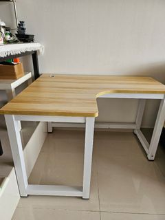 (Category: ) located in . Submitted by Shreya (Listing ID 1319376934, Image 1). Description: .