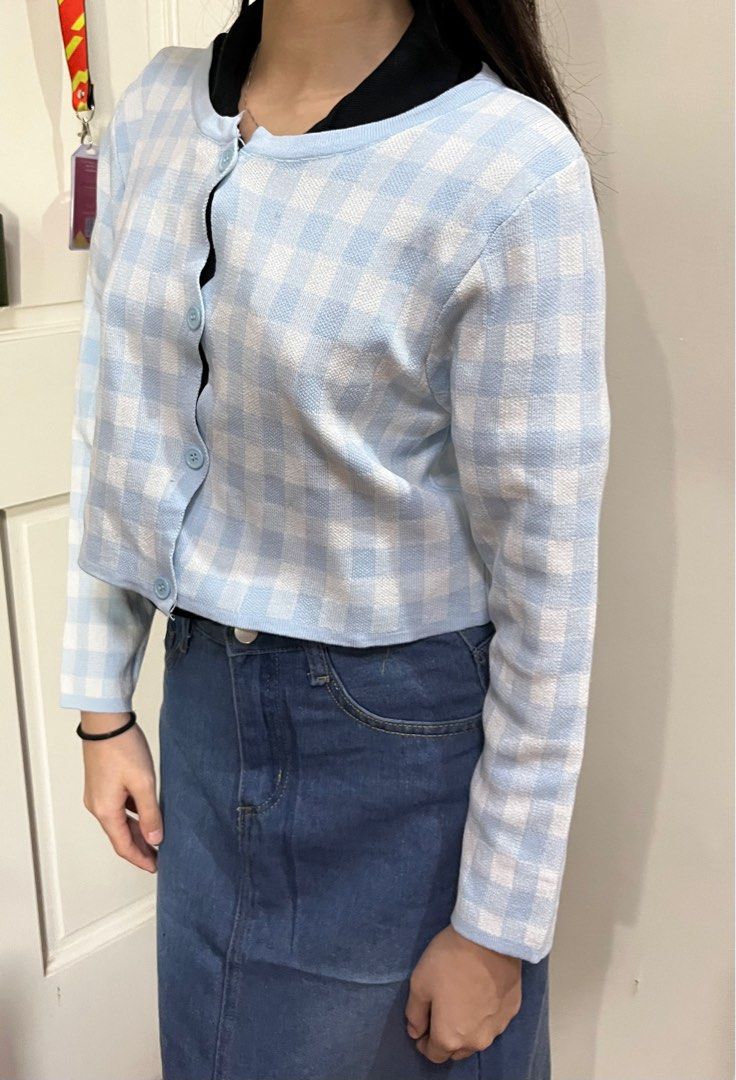 Light Blue Checkered Long Sleeve Top Cardigan (Category: Longsleeves) located in Quezon City. Submitted by erinsotto (Listing ID 1319392403, Image 1). Description: .