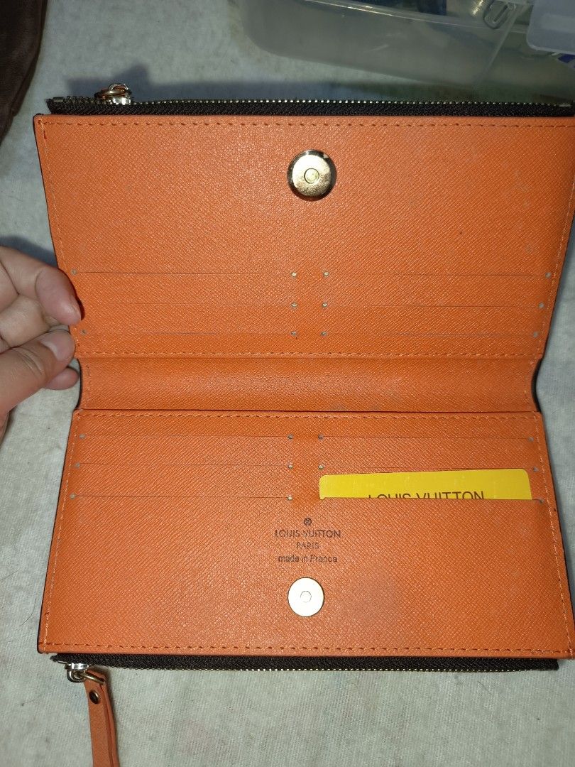 LV Bi fold Wallet (Category: Luxury Bags & Wallets) located in Davao. Submitted by ourvintagelife (Listing ID 1319351619, Image 3). Description: price for 2 wallets already. gift lang sa akin 2 christmas ago..