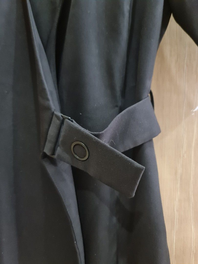 Mango Black Dress (Category: Dresses) located in Quezon City. Submitted by fp332 (Listing ID 1319514637, Image 2). Description: Used once only for an event. Very nice fit and structure. Decluttering.